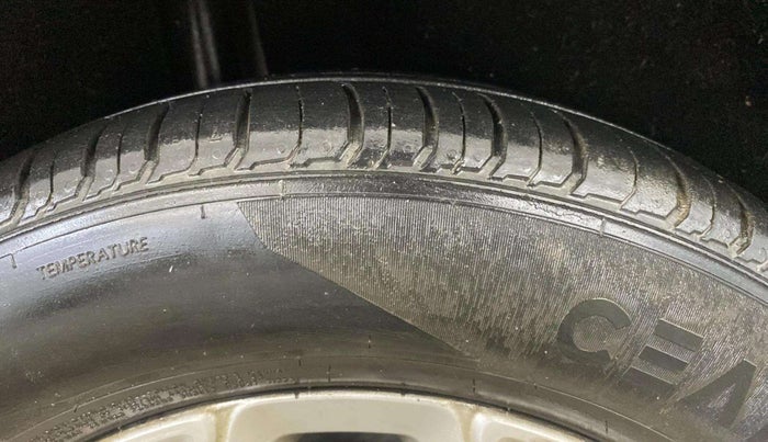 2016 Ford Ecosport TITANIUM 1.5L PETROL AT, Petrol, Automatic, 69,471 km, Right Rear Tyre Tread