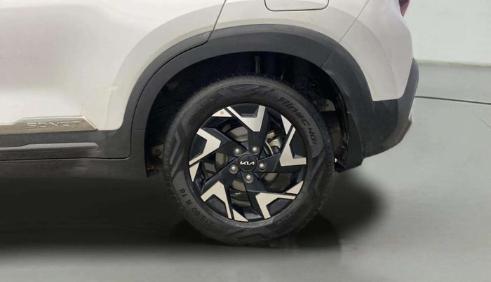 2024 KIA SONET GTX 1.0 Turbo Petrol DCT, Petrol, Automatic, 6,975 km, Left Rear Wheel