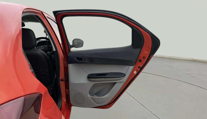 2022 Tata Tiago XT PETROL, Petrol, Manual, 34,955 km, RHS Rear Door