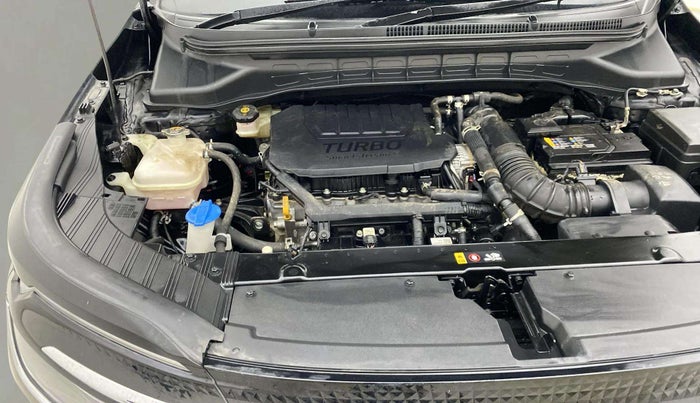 2025 KIA CARENS  PRESTIGE PLUS 1.5 TURBO PETROL DCT 7 STR, Petrol, Automatic, 27,414 km, Engine View - Right