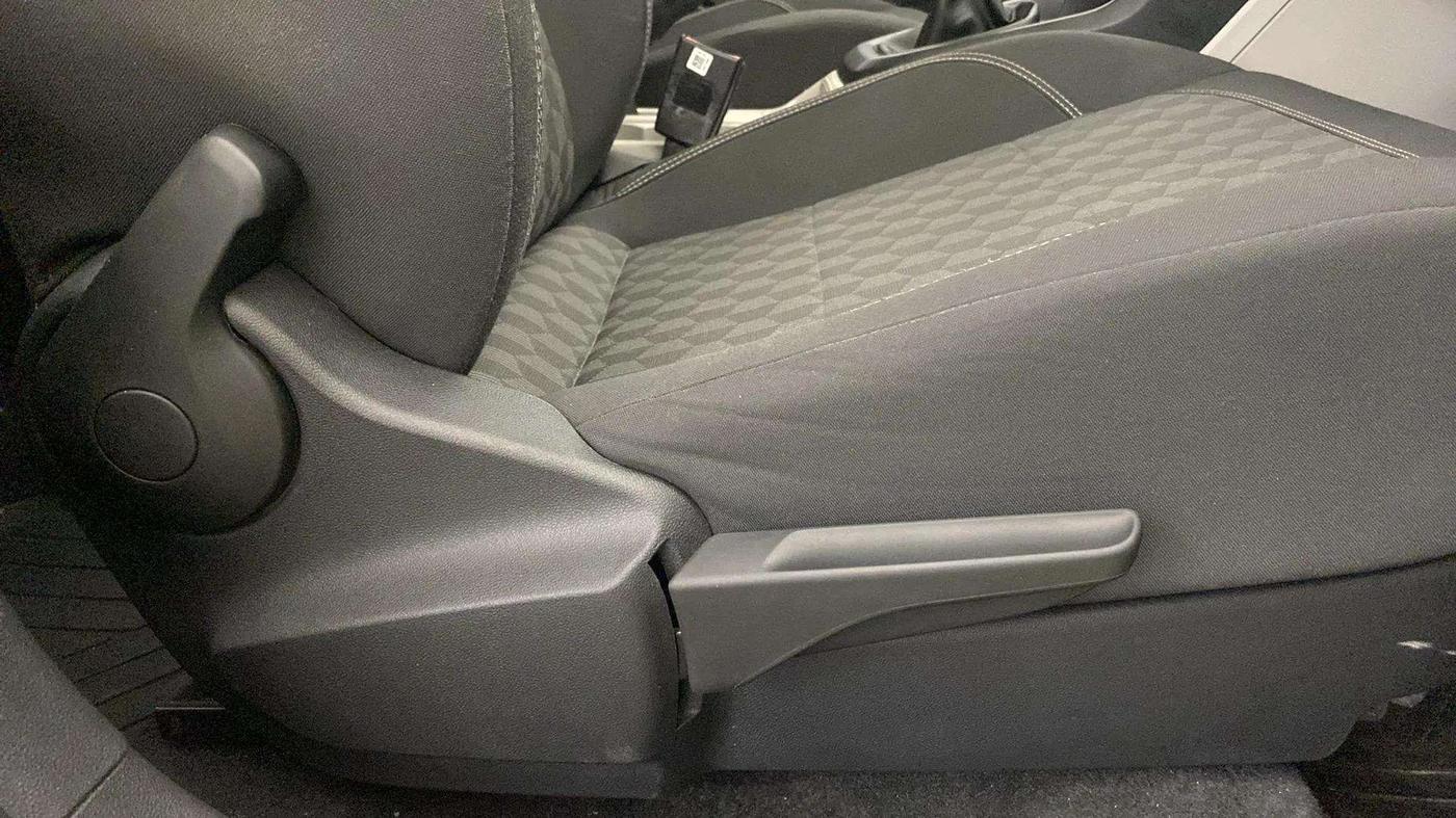 2024 Volkswagen TAIGUN COMFORTLINE 1.0 TSI MT, Petrol, Manual, 10,143 km, Driver Side Adjustment Panel