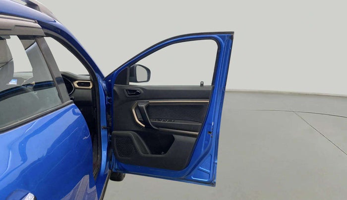 2021 Renault Kiger RXT MT, CNG, Manual, 74,644 km, RHS Front Door