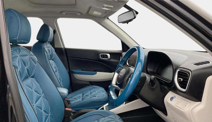 2022 Hyundai VENUE SX 1.2 PETROL, Petrol, Manual, 22,929 km, Right Side Front Door Cabin