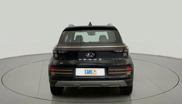 2022 Hyundai VENUE SX 1.2 PETROL, Petrol, Manual, 22,929 km, Back/Rear