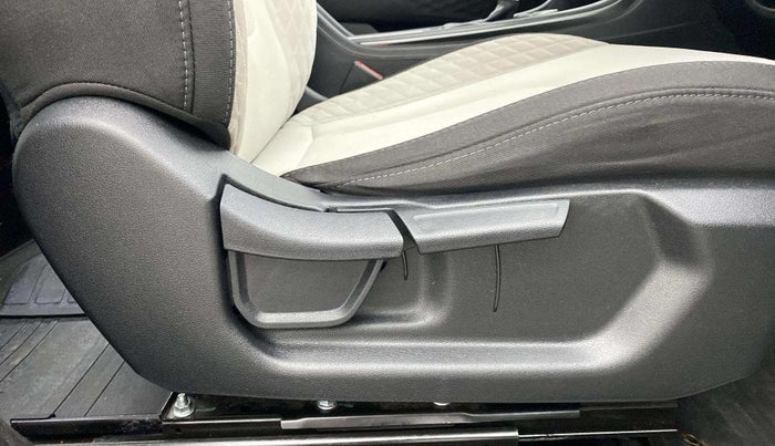 2021 Hyundai Creta SX IVT 1.5 PETROL, Petrol, Automatic, 48,515 km, Driver Side Adjustment Panel