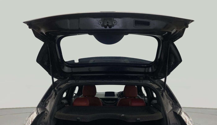 2023 Tata NEXON XZA PLUS LUX SUNROOF DARK DIESEL, Diesel, Automatic, 28,965 km, Boot Door Open