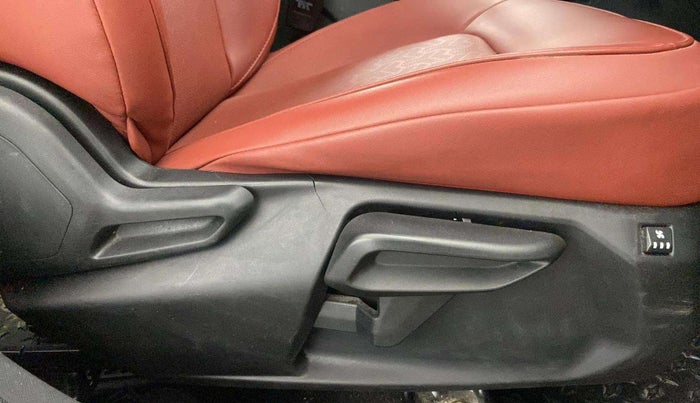 2023 Tata NEXON XZA PLUS LUX SUNROOF DARK DIESEL, Diesel, Automatic, 28,965 km, Driver Side Adjustment Panel