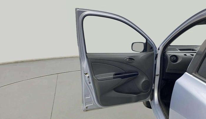 2012 Toyota Etios G, Petrol, Manual, 65,705 km, LHS Front Door