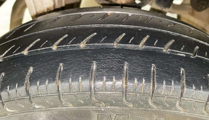 2012 Maruti Alto LXI, Petrol, Manual, 56,611 km, Right Rear Tyre Tread
