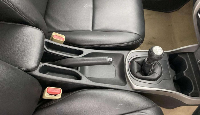 2019 Honda City 1.5L I-VTEC V MT, Petrol, Manual, 72,724 km, Gear Lever