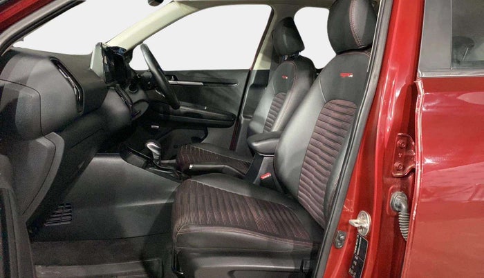2020 KIA SONET GTX PLUS 1.0 DCT DUAL TONE, Petrol, Automatic, 14,472 km, Right Side Front Door Cabin