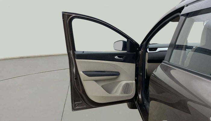 2024 Renault TRIBER RXZ, Petrol, Manual, 4,899 km, LHS Front Door