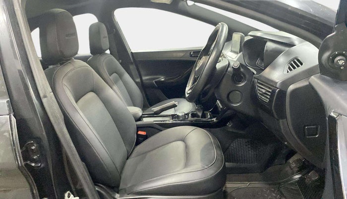 2022 Tata NEXON XZ PLUS (HS) PETROL DARK EDITION, Petrol, Manual, 5,955 km, Right Side Front Door Cabin