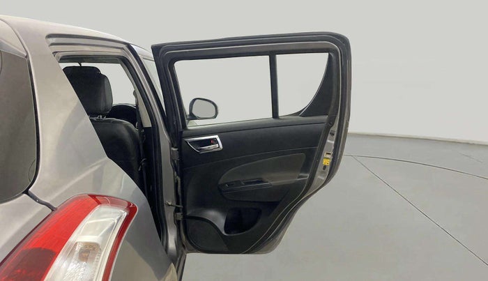 2015 Maruti Swift VXI, Petrol, Manual, 50,033 km, RHS Rear Door