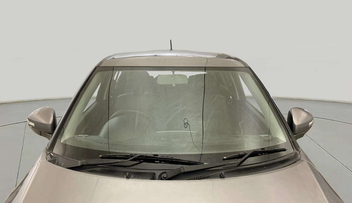 2015 Maruti Swift VXI, Petrol, Manual, 50,033 km, Front Windshield
