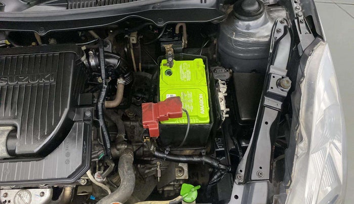 2015 Maruti Swift VXI, Petrol, Manual, 50,033 km, Engine View - Left