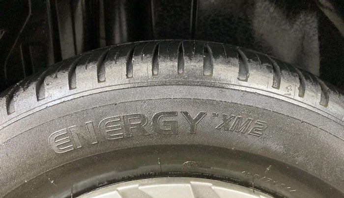 2015 Maruti Swift VXI, Petrol, Manual, 50,033 km, Right Rear Tyre Tread