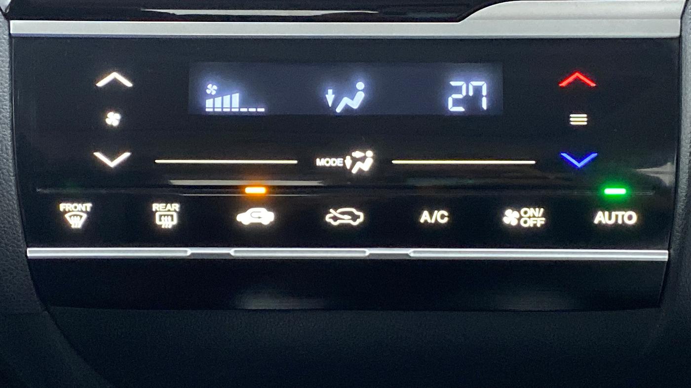 2017 Honda WR-V 1.5 i-DTEC VX MT, Diesel, Manual, 53,822 km, Automatic Climate Control