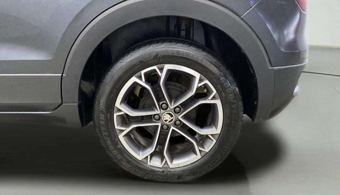 2021 Skoda KUSHAQ STYLE 1.0L TSI AT, Petrol, Automatic, 54,778 km, Left Rear Wheel