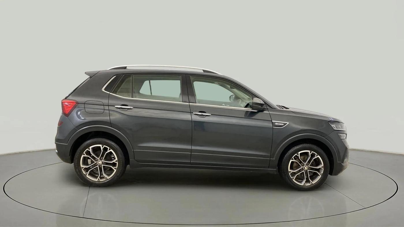 2021 Skoda KUSHAQ STYLE 1.0L TSI AT, Petrol, Automatic, 54,778 km, Right Side View