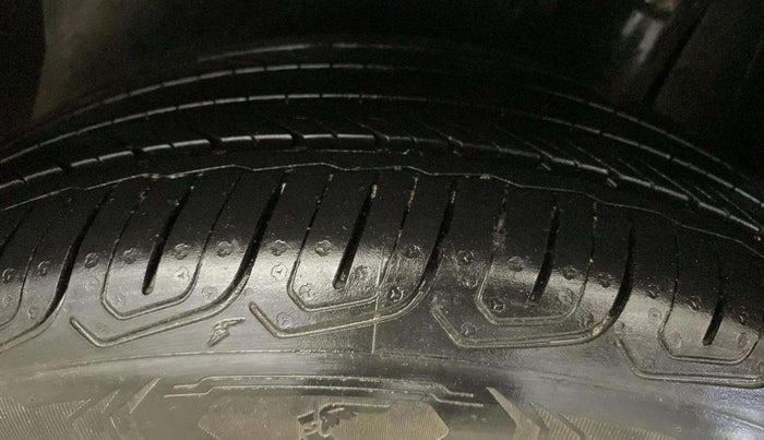 2021 Skoda KUSHAQ STYLE 1.0L TSI AT, Petrol, Automatic, 54,778 km, Left Rear Tyre Tread