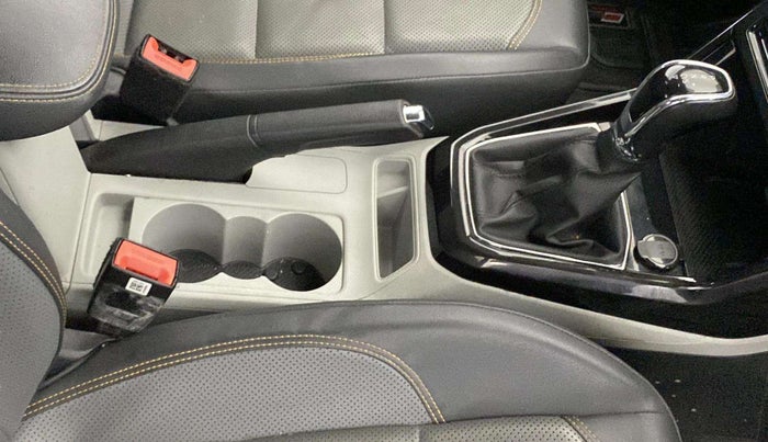 2021 Skoda KUSHAQ STYLE 1.0L TSI AT, Petrol, Automatic, 54,778 km, Gear Lever