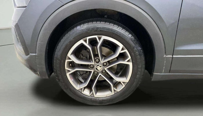 2021 Skoda KUSHAQ STYLE 1.0L TSI AT, Petrol, Automatic, 54,778 km, Left Front Wheel
