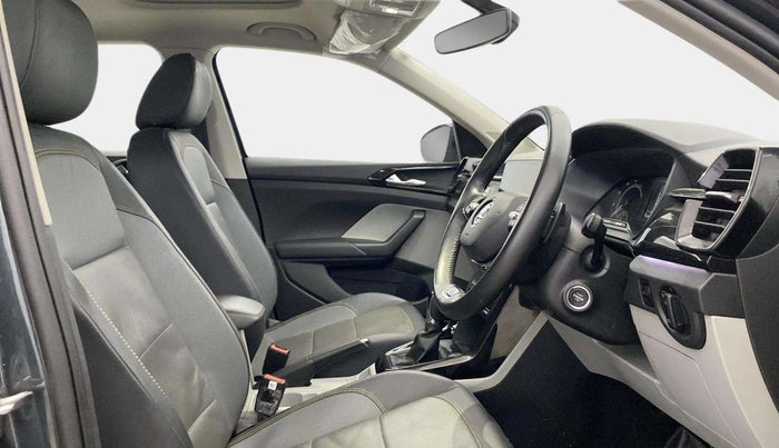 2021 Skoda KUSHAQ STYLE 1.0L TSI AT, Petrol, Automatic, 54,778 km, Right Side Front Door Cabin
