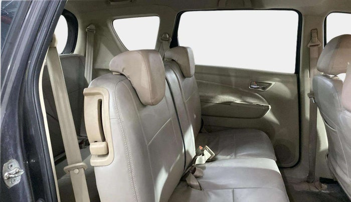 2015 Maruti Ertiga VXI CNG, CNG, Manual, 24,340 km, Right Side Rear Door Cabin