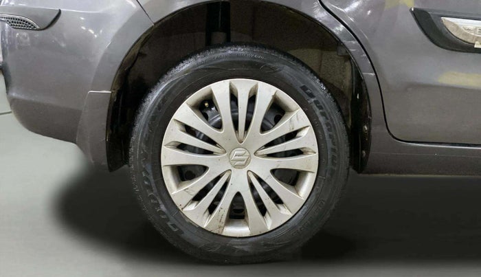 2015 Maruti Ertiga VXI CNG, CNG, Manual, 24,340 km, Right Rear Wheel