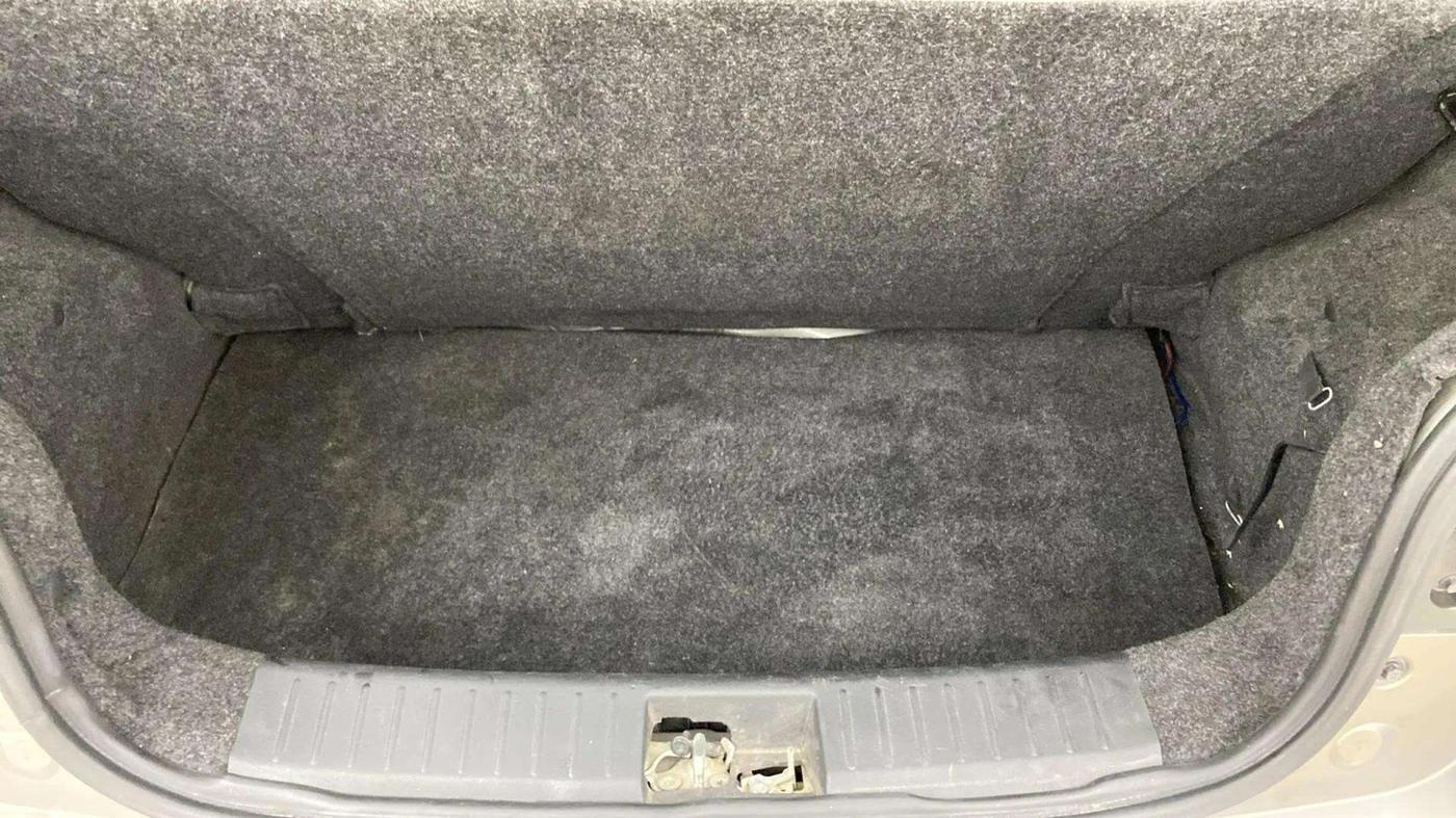 2017 Mahindra Kuv100 K2 D 6 STR, Diesel, Manual, 41,605 km, Boot Inside