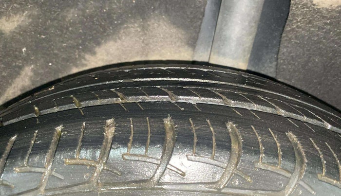 2018 Maruti Baleno DELTA PETROL 1.2, Petrol, Manual, 60,543 km, Left Rear Tyre Tread
