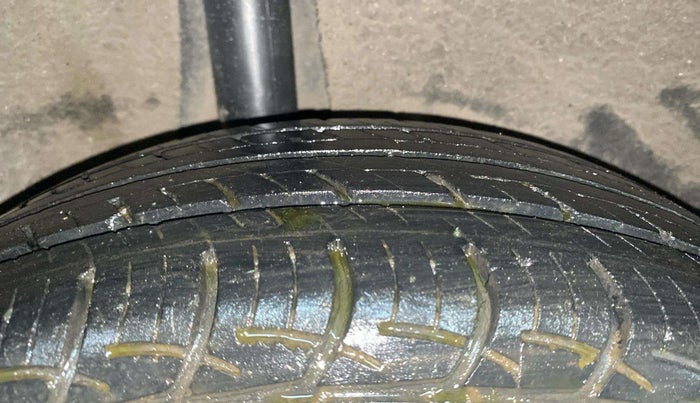 2018 Maruti Baleno DELTA PETROL 1.2, Petrol, Manual, 60,543 km, Right Rear Tyre Tread