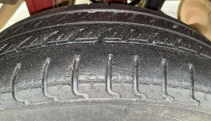2017 Maruti Alto K10 VXI, Petrol, Manual, 70,444 km, Right Rear Tyre Tread