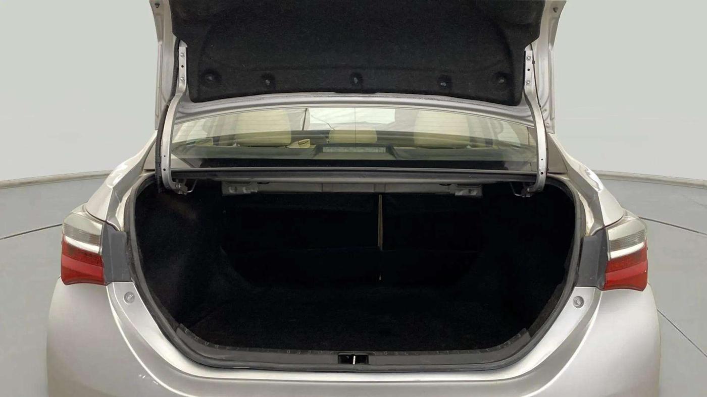 2018 Toyota Corolla Altis G PETROL, Petrol, Manual, 94,710 km, Boot Open Zoomed View
