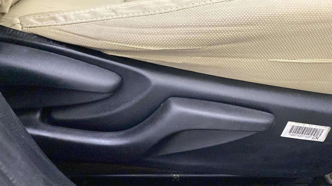 2018 Toyota Corolla Altis G PETROL, Petrol, Manual, 94,710 km, Driver Side Adjustment Panel