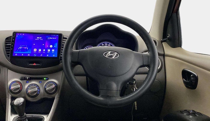 2014 Hyundai i10 MAGNA 1.1, Petrol, Manual, 25,313 km, Steering Wheel Close Up