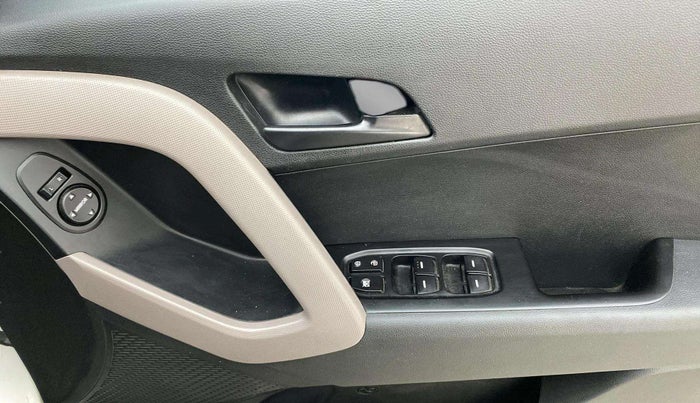 2019 Hyundai Creta E PLUS 1.4 DIESEL, Diesel, Manual, 1,08,262 km, Driver Side Door Panels Control