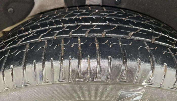 2019 Hyundai Creta E PLUS 1.4 DIESEL, Diesel, Manual, 1,08,262 km, Right Rear Tyre Tread