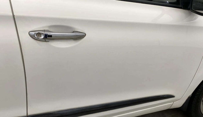 2015 Hyundai Elite i20 ASTA 1.2, Petrol, Manual, 75,060 km, Driver-side door - Paint minor damage