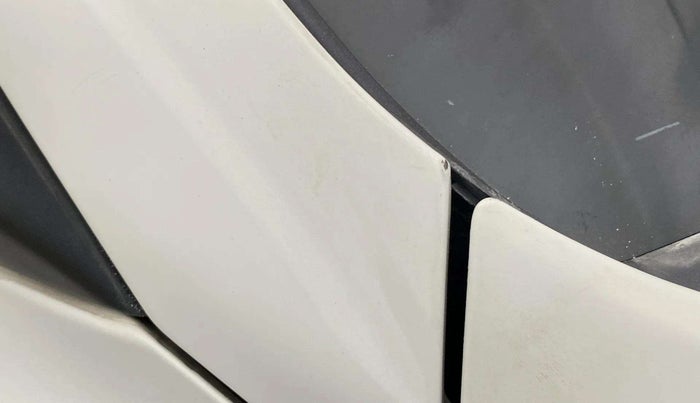 2015 Hyundai Elite i20 ASTA 1.2, Petrol, Manual, 75,060 km, Right A pillar - Paint is slightly faded