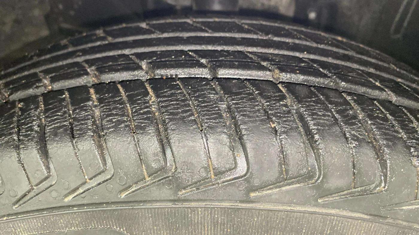 2019 Datsun Redi Go A, Petrol, Manual, 49,016 km, Right Front Tyre Tread