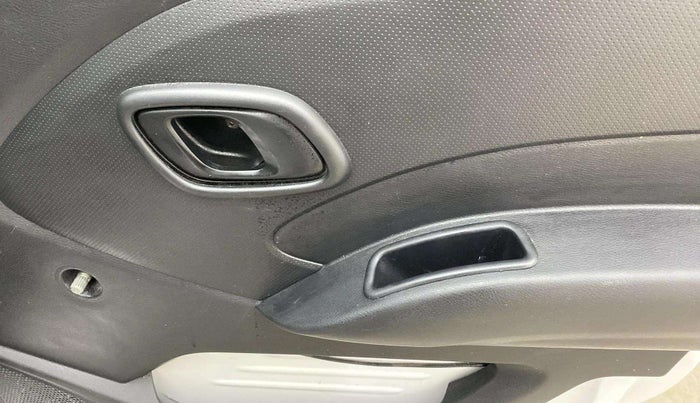 2019 Datsun Redi Go A, Petrol, Manual, 49,016 km, Driver Side Door Panels Control