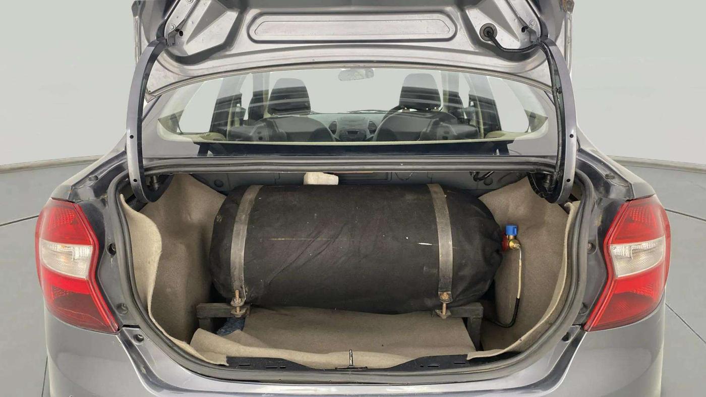 2018 Ford Figo Aspire TITANIUM 1.2 PETROL, CNG, Manual, 85,885 km, Boot Open Zoomed View
