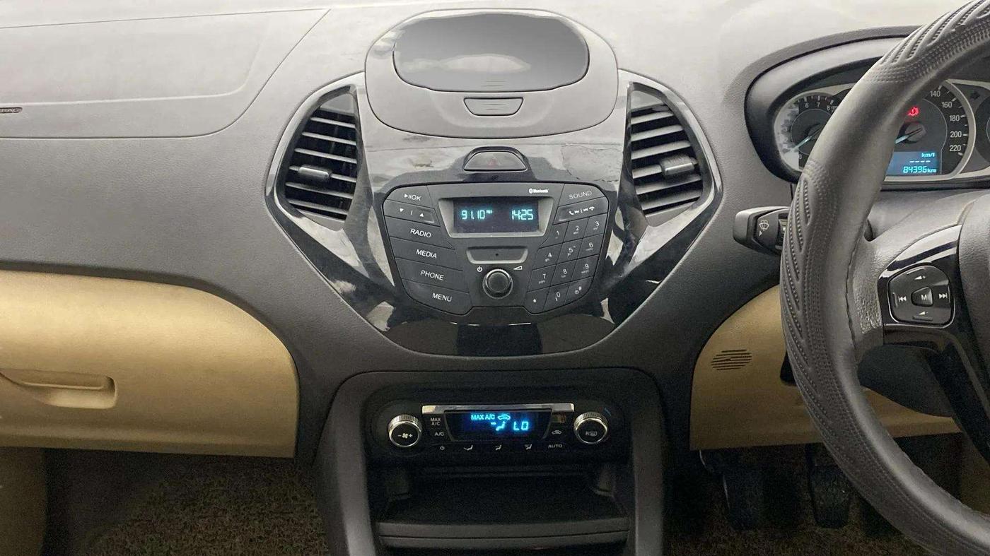 2018 Ford Figo Aspire TITANIUM 1.2 PETROL, CNG, Manual, 85,885 km, Air Conditioner