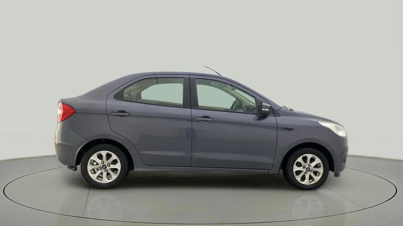 2018 Ford Figo Aspire TITANIUM 1.2 PETROL, CNG, Manual, 85,885 km, Right Side View