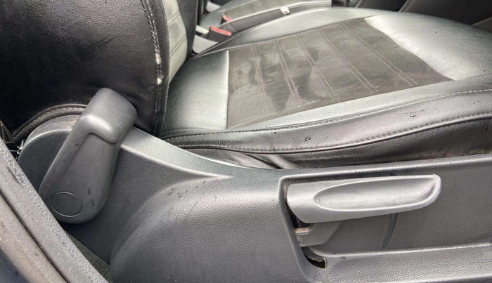 2021 Skoda Rapid 1.0 AMBITION TSI MT, Petrol, Manual, 44,720 km, Driver Side Adjustment Panel