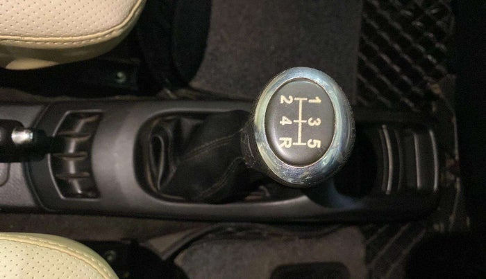 2013 Maruti Wagon R 1.0 VXI, Petrol, Manual, 48,457 km, Gear Lever