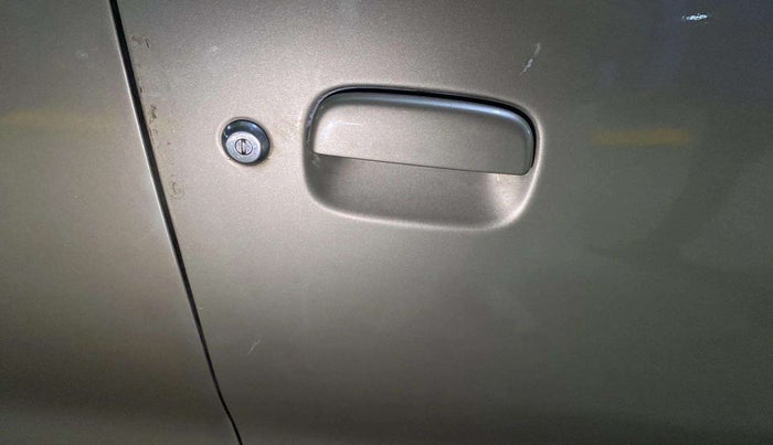 2013 Maruti Wagon R 1.0 VXI, Petrol, Manual, 48,457 km, Driver-side door - Paint minor damage