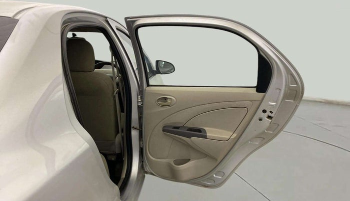 2015 Toyota Etios G, Petrol, Manual, 25,021 km, RHS Rear Door